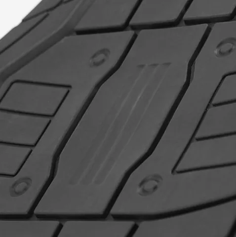 Black Universal Car Floor Mats 4 Pieces Heavy Duty Rubber Foot Pads for SUV Sedan Pickup Truck